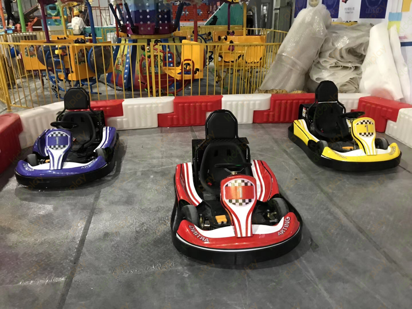 Hvad er anvendelser af rotationsstøbematerialer inden for karting?